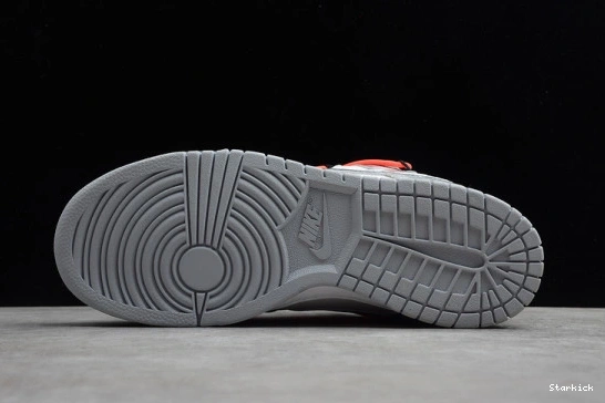 CT0856-800 Dunk Low O-W Nike  0104